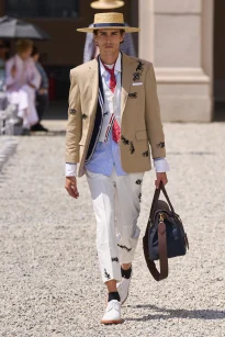 00014-thom-browne-spring-2027-menswear-credit-gorunway