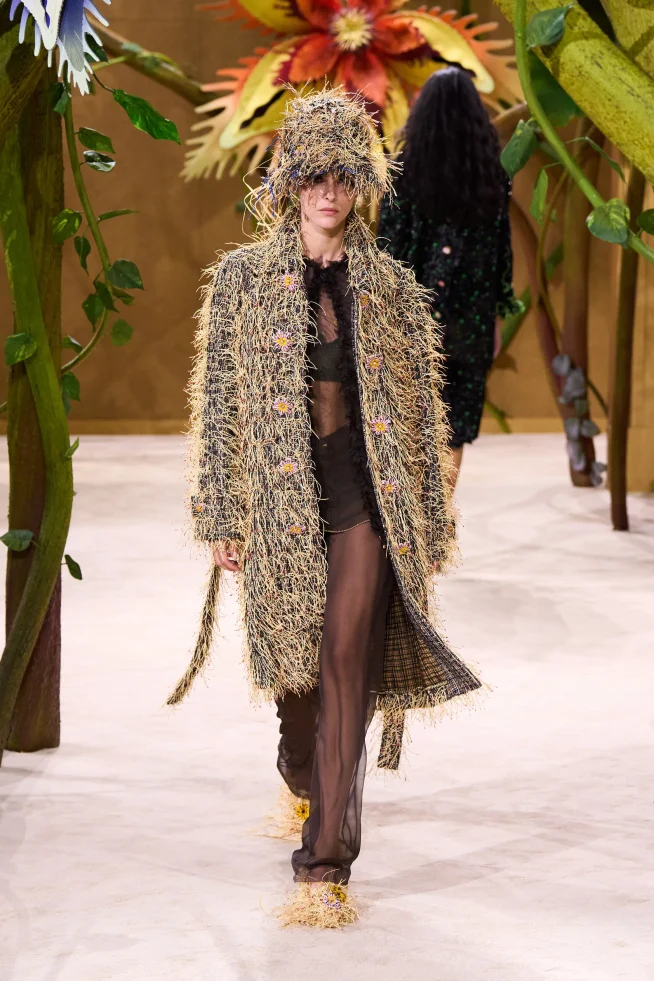 00016-chanel-fall-2026-couture-credit-gorunway
