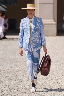 00019-thom-browne-spring-2027-menswear-credit-gorunway