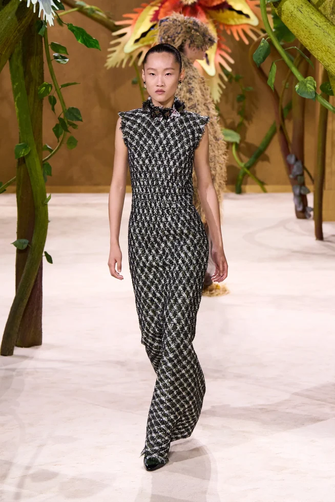 00020-chanel-fall-2026-couture-credit-gorunway