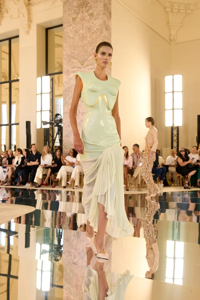 00022-schiaparelli-fall-2026-couture-credit-brand