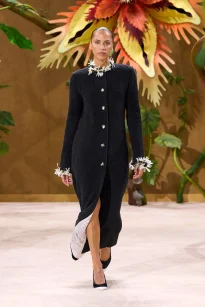 00023-chanel-fall-2026-couture-credit-gorunway