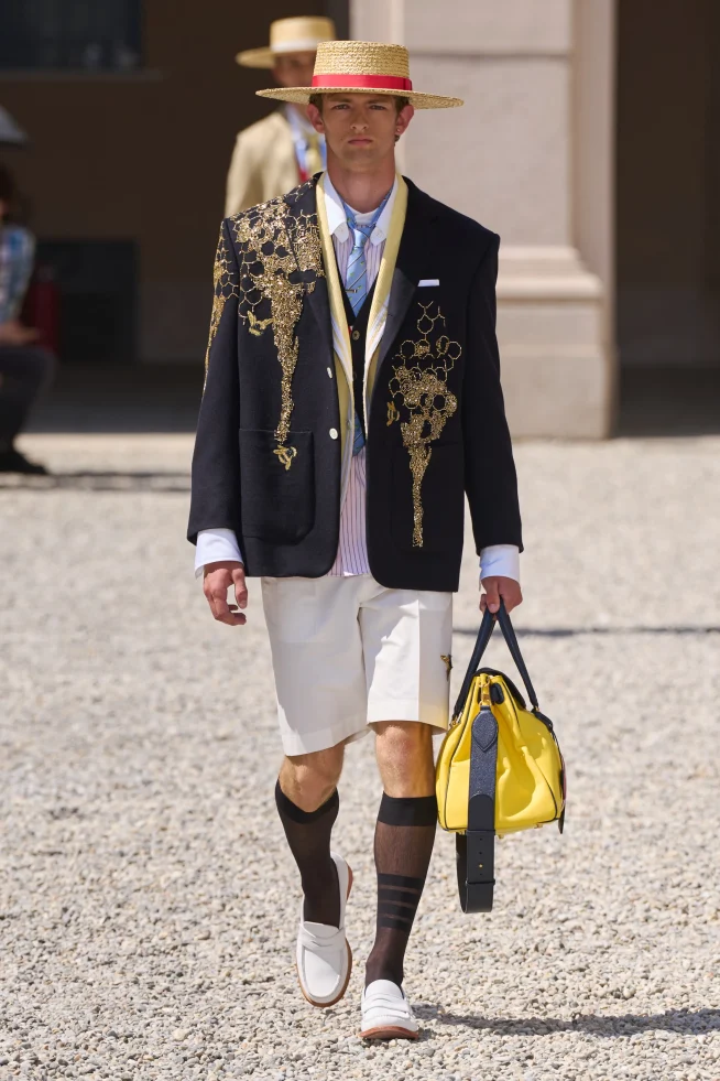 00028-thom-browne-spring-2027-menswear-credit-gorunway