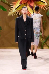 00042-chanel-fall-2026-couture-credit-gorunway
