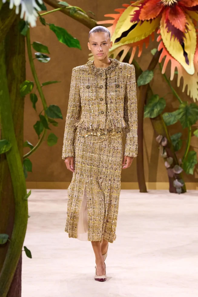 00055-chanel-fall-2026-couture-credit-gorunway