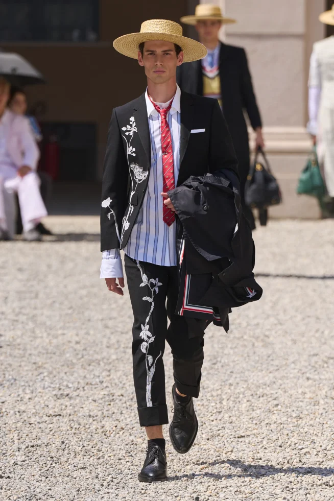 00055-thom-browne-spring-2027-menswear-credit-gorunway