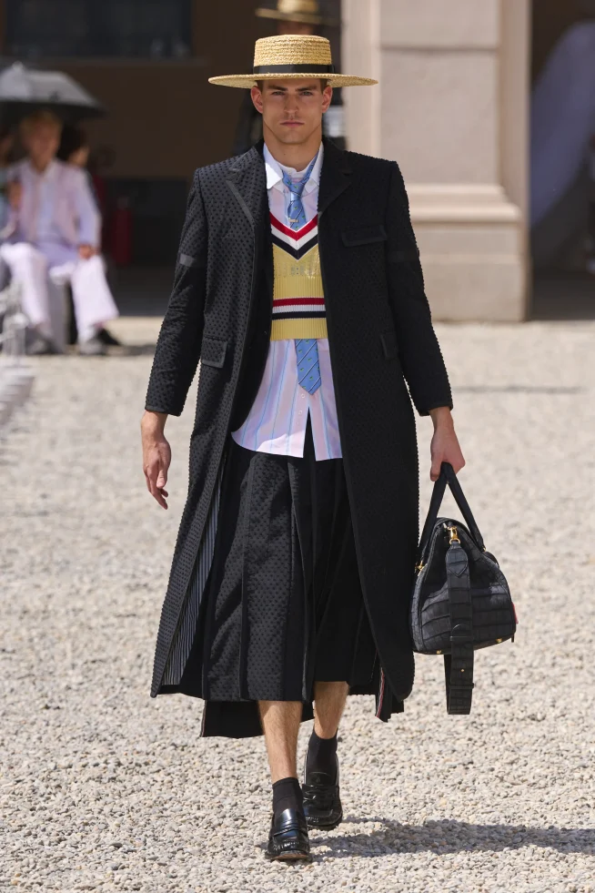 00056-thom-browne-spring-2027-menswear-credit-gorunway