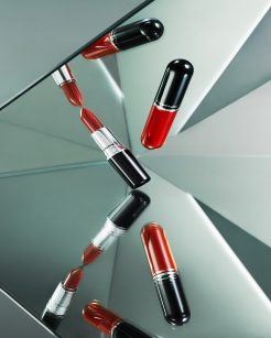 Lustreglass Lipstick Liptint Business Casual - Foto: Divulgação