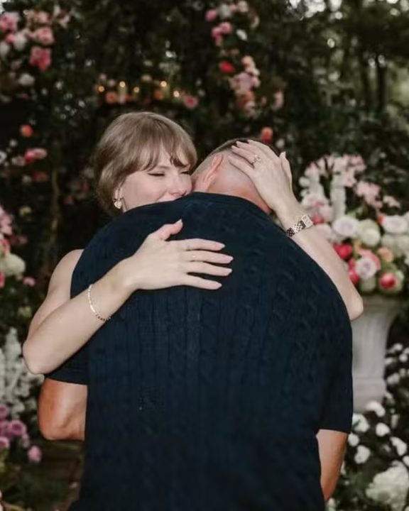 Joias de Taylor Swift em seu casamento