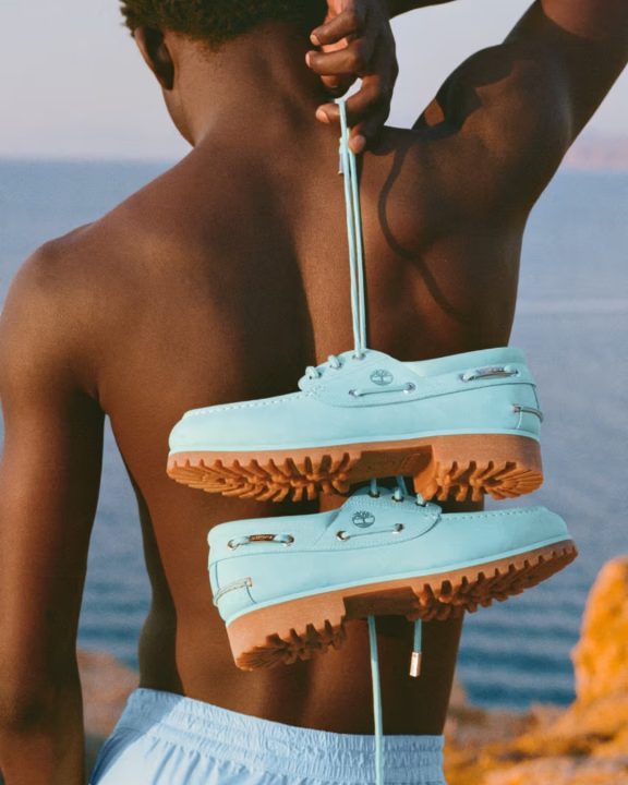 Sapato náutico repaginado - Foto: Divulgação/Timberland/Jacquemus