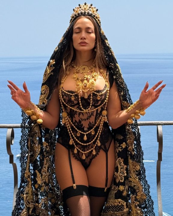 Look Jennifer Lopez Dolce&Gabbana