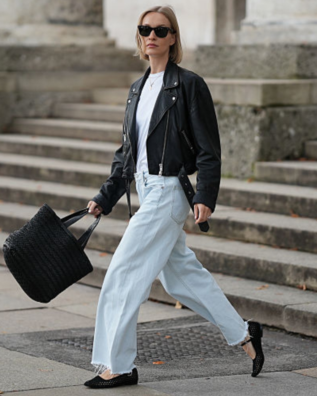 <h1><span style="font-weight: 400;">Mary Jane com jeans: 4 jeitos de usar a tendência com o clássico jeans sem erros</span></h1>
<h2><span style="font-weight: 400;">Descubra como usar o sapato tendência do momento, o mary jane, com a peça mais versátil do seu guarda-roupa, o jeans, e transformar o look</span></h2>
