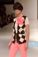 desfile-herchcovitch-verao2001spfw-119