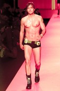 desfile-ellusmen-verao2001spfw-103