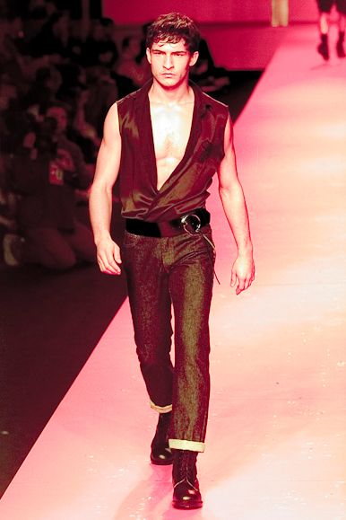 desfile-ellusmen-verao2001spfw-109