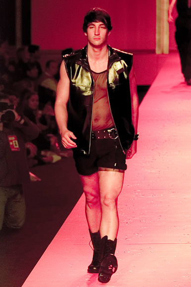 desfile-ellusmen-verao2001spfw-112