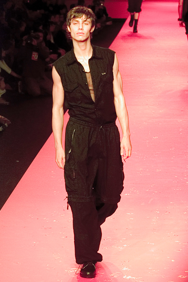 desfile-ellusmen-verao2001spfw-113