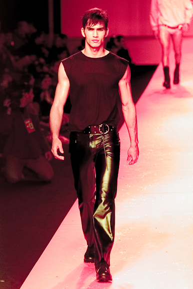 desfile-ellusmen-verao2001spfw-123