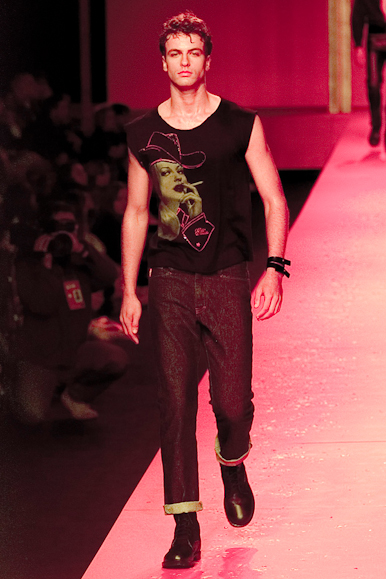 desfile-ellusmen-verao2001spfw-128