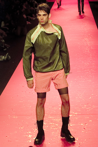 desfile-ellusmen-verao2001spfw-133