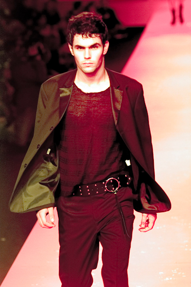desfile-ellusmen-verao2001spfw-135