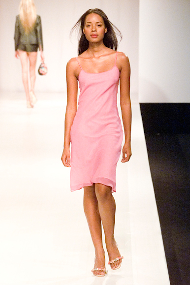 desfile-equilibrio-verao2001spfw-121