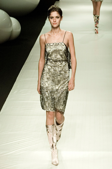 desfile-fausehaten-verao2001spfw-104