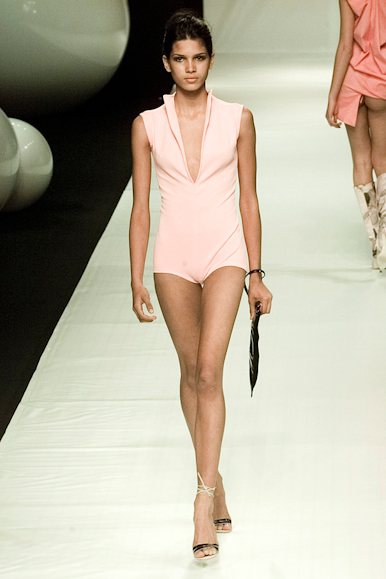 desfile-fausehaten-verao2001spfw-113