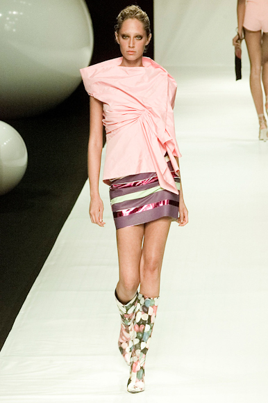 desfile-fausehaten-verao2001spfw-114