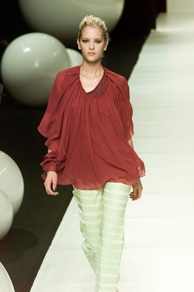 desfile-fausehaten-verao2001spfw-121