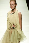 desfile-fausehaten-verao2001spfw-127