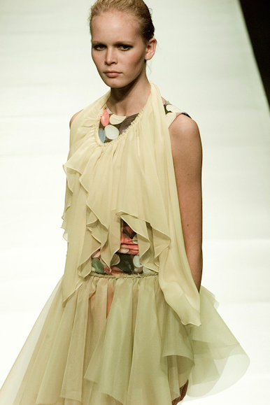 desfile-fausehaten-verao2001spfw-127