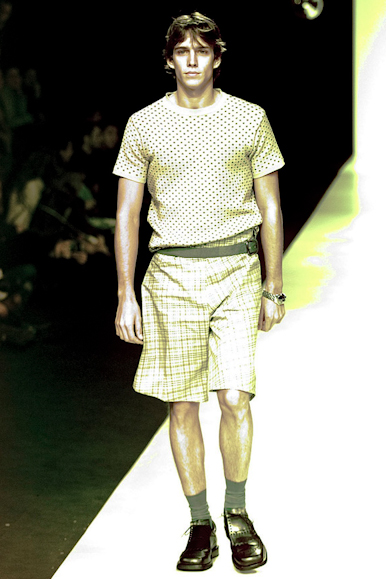 desfile-fausehatenmen-verao2001spfw-106
