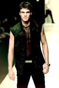desfile-fausehatenmen-verao2001spfw-118