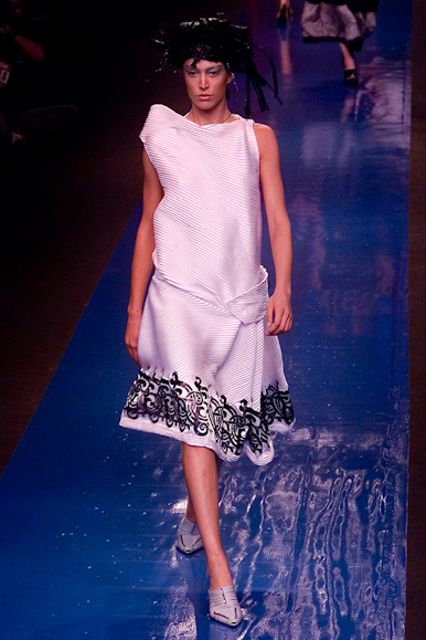 desfile-linovillaventura-verao2001spfw-139