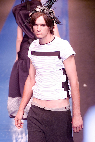 desfile-linovillaventura-verao2001spfw-140