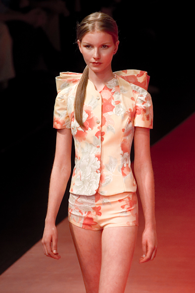 desfile-walter-ffw.com.br-verao2001spfw-106