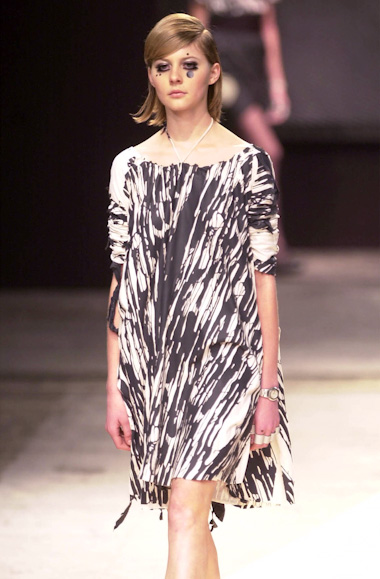 desfile-carlotajoakina-spfw-verao2002-108