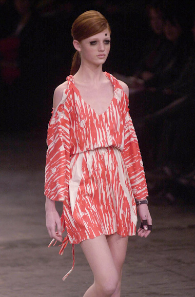 desfile-carlotajoakina-spfw-verao2002-125
