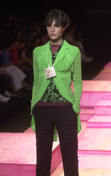 desfile-alexandre-herchcovitch-saopauloinverno2002-104