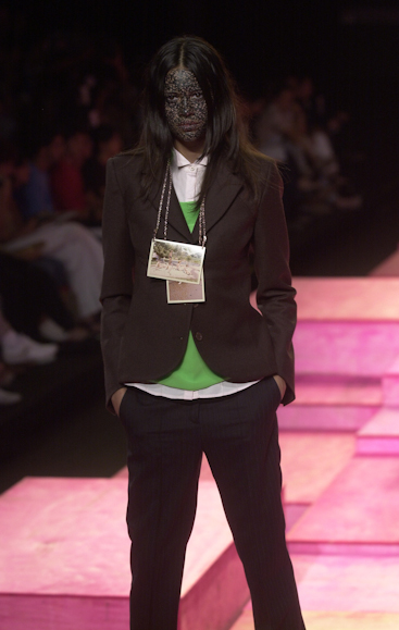 desfile-alexandre-herchcovitch-saopauloinverno2002-110
