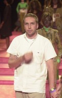 desfile-alexandre-herchcovitch-saopauloinverno2002-122