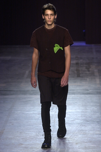 desfile-alexandreherchcovitchmen-saopauloinverno2002-105
