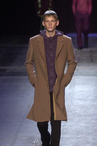 desfile-alexandreherchcovitchmen-saopauloinverno2002-108