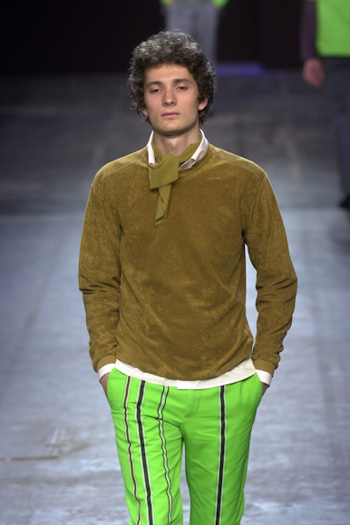 desfile-alexandreherchcovitchmen-saopauloinverno2002-128