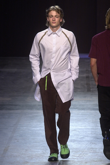 desfile-alexandreherchcovitchmen-saopauloinverno2002-132
