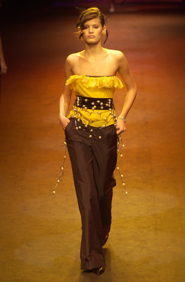 desfile-andrelima-saopauloinverno2002-101