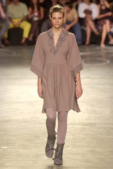 desfile-carlotajoakina-inverno2002spfw-106