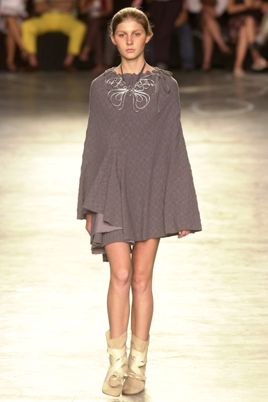 desfile-carlotajoakina-inverno2002spfw-109