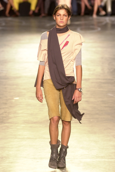 desfile-carlotajoakina-inverno2002spfw-115